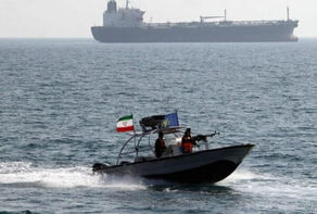 تانکر ترکرز اذعان کرد: قایق‌های تندرو ایران مانع بازگشایی تنگه هرمز