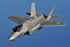 快讯：美F-35战机在阿曼湾上空请求紧急降落