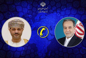 عراقجي يجري محادثات مع نظيره العماني