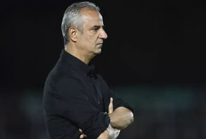 سرمربی سابق پرسپولیس روی نیمکت فنرباغچه