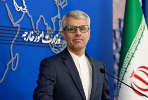 اعلام دلیل تعویق مذاکرات روز جمعه در سوئیس از زبان بقایی/تکذیب بازدید از تاسیسات هسته ای