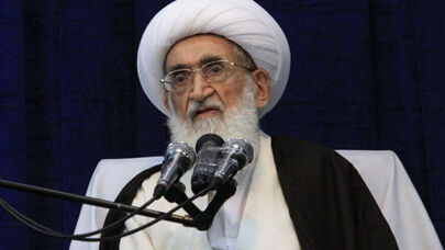 آية الله نوري همداني: يقف العالم مذهولاً أمام عظمة المشاركة الشعبية في مراسم وداع القائد الشهيد