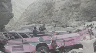 سقوط مرگبار اتوبوس در پاکستان؛ 40 کشته