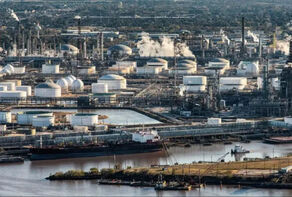 Стратегические нефтяные резервы США сократились на 3 миллиона баррелей
