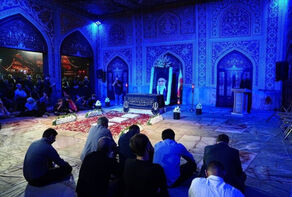 رونمایی از نماد مزار رهبر شهید در میدان آزادی تهران