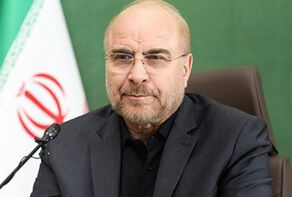 Ghalibaf hails reporters as defenders of national identity