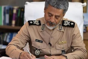دریادار سیاری: خبرنگاران خط مقدم جنگ شناختی هستند