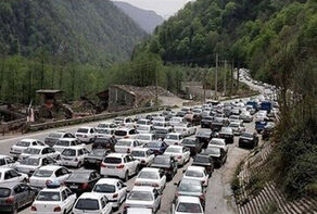 آزادراه تهران - شمال یک‌طرفه شد؛ ترافیک سنگین در محدوده تونل‌های 17 و 18