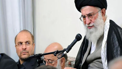 امام خامنه‌ای معیار تشخیص راه از بیراهه