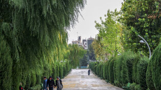 تهران در محاصره باد و گردوخاک