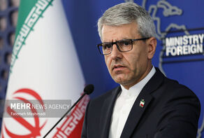 Iran slams Canada for backing US economic war