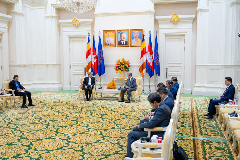 كمبوديا تدين العدوان على إيران وتؤكد بدء مرحلة جديدة من التعاون بين البلدين