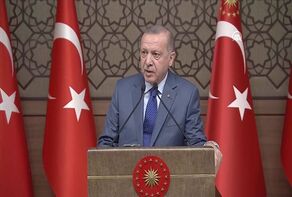 اردوغان يتوعّد الاكراد وينتقد اميركا.. والناتو يبحث نشر قوات بشمال سوريا