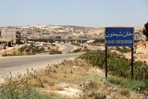 الجيش السوري يحاصر أبرز معاقل المسلحين جنوب ادلب