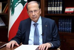 لبنان.. عون يتعهّد بانفراجة للأوضاع وسط استمرار الحراك