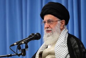 قائد الثورة ردّا على زيارة ترامب لأفغانستان: اميركا تُهين حرية شعوب المنطقة واستقلالها