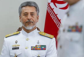 الأدميرال سياري: بلغنا درجات عالية من التسليح والتطوير رغم الحصار المطبق