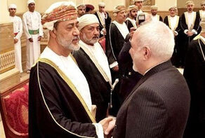 ظریف دقایقی پیش با سلطان هیثم بن طارق پادشاه جدید عمان دیدار کرد.