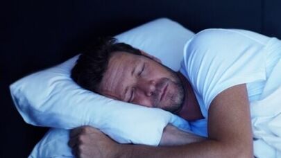 خواب ایده‌آل برای کاهش خطر زوال عقل مشخص شد؛ چند ساعت در شب بخوابیم؟