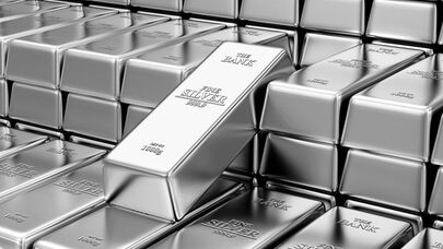 آخرین قیمت نقره امروز شنبه ‍‍۱۸ مهر ۱۴۰۵؛ بازار نقره صعودی شد+جدول قیمت‌ها