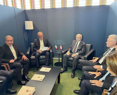 אנו רוצים יציבות בלבנון ואנו דוחים התערבות בענייניהן הפנימיים של מדינות.
