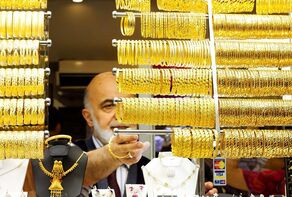 کلاهبرداری ۳۰ میلیاردی با طلای تقلبی در خمینی‌شهر؛ ۸ طلافروش قربانی شدند