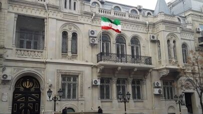 السفارة الإیرانیة لدى باکو ترفض اتهامات باطلة ضد طهران بشأن القضایا الأخیرة فی هذا البلد

