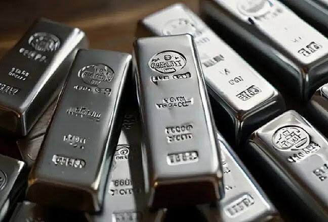 قیمت نقره امروز چهارشنبه اول مهر 1405 ؛ نرخ شمش نقره 10 گرمی