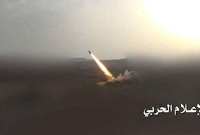 ارتش یمن مواضع نیروهای منصور هادی را در مأرب با موشک هدف قرار داد