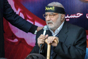 پدر و مادر شهیدان فهمیده با فاصله یک ماه به فرزندان شهیدشان پیوستند