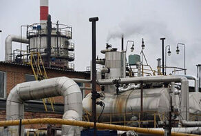 Tajikistan discusses supply of oil refinery raw materials with Iran