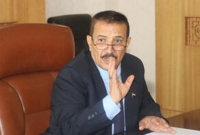 الخارجية اليمنية: دول العدوان سبب تدهور الاقتصاد والعملة اليمنية