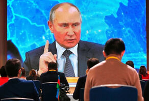 بوتين: ضممنا القرم الى روسيا لمنع وقوع أحداث مأساوية