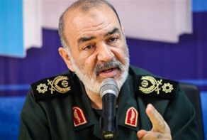 اللواء سلامي: بلغنا حافة الحرب مرارا.. وقائد الثورة ارغم العدو على التراجع