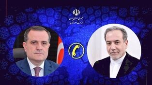 وزیر خارجیة أذربیجان یجری اتصالاً هاتفیاً مع عراقجی


