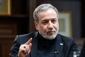 عراقچی: ظرف چند روز به آمریکا پاسخ می‌دهیم