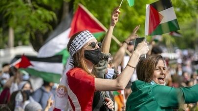 欧洲多地声援巴勒斯坦 呼吁犹太复国主义政权停止军事行动
