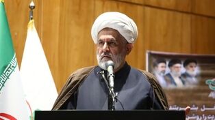 طائب: هلال‌احمر در جنگ پای مردم ایستاد