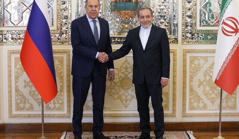 عراقجی ولافروف یبحثان بشان القضایا الثنائیة واهم التطورات الاقلیمیة والدولیة

