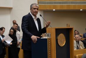 محمد اسلامی: مخالفت با فناوری هسته‌ای، واقعیت توان علمی ایران را تغییر نمی‌دهد