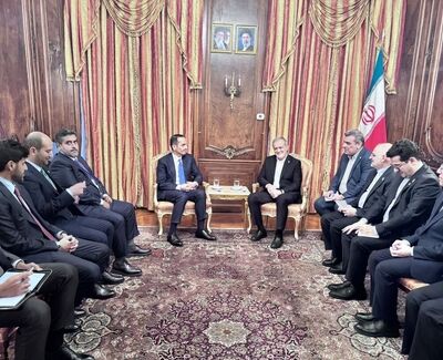 محادثات بین الرئیس الایرانی ورئیس الوزراء القطری

