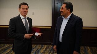 EAEU’s highest honor medal awarded to Iran’s industry minister