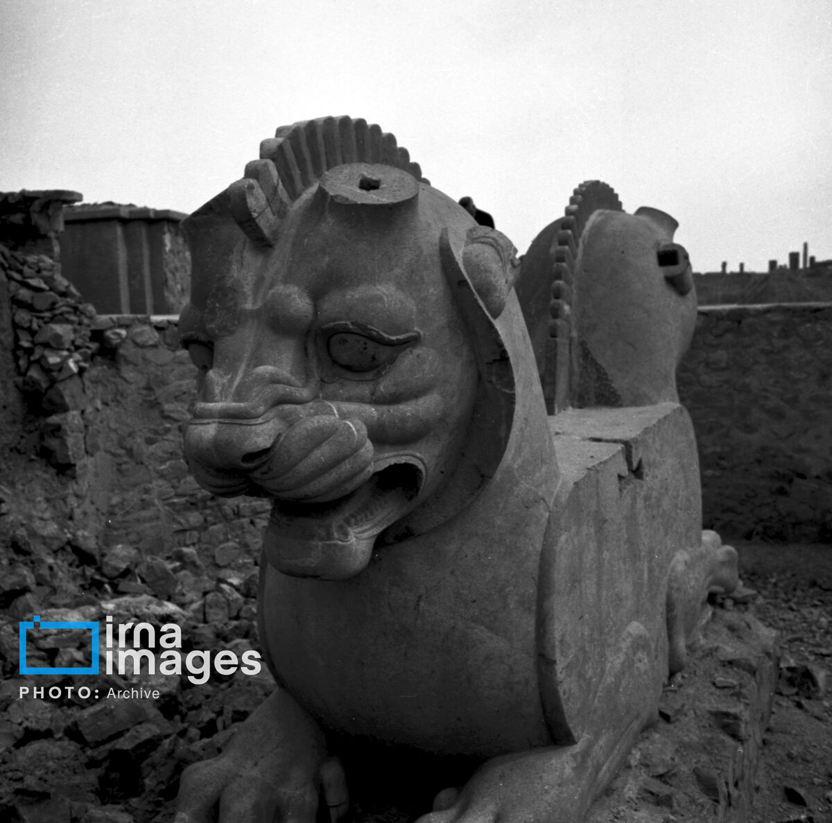 تخت جمشید در دهه 1340 (12)
