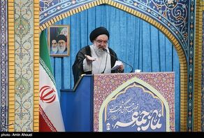 آیة الله خاتمی: الرئیس الإیرانی حوّل الأمم المتحدة إلى محکمة

