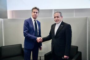 عراقجی: على الدول الأوروبیة الثلاث أن تتحمل مسؤولیة تقاعسها عن إدانة العدوان الأمریکی

