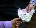 افزایش حقوق‌ها در دستور کار دولت